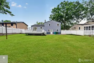 34 Larchmont Rd, Edison, NJ 08837 - Photo 38