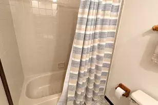 56 Wintergreen Ave E, Edison, NJ 08820 - Photo 14