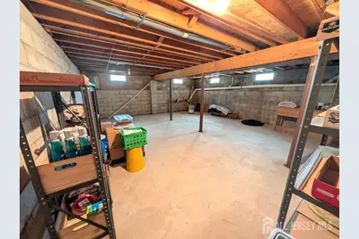 56 Wintergreen Avenue E, Edison, NJ 08820 - Photo 18