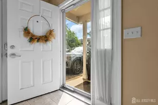 19 Delavan Ct, New Brunswick, NJ 08901 - Photo 8