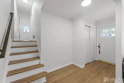 33 Larchmont Road, Edison, NJ 08837 - Photo 2