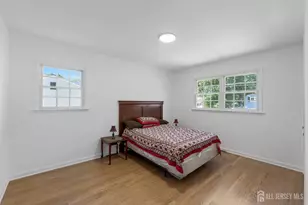 33 Larchmont Rd, Edison, NJ 08837 - Photo 12