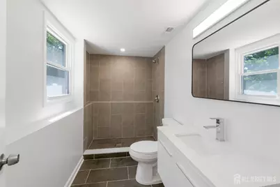 33 Larchmont Road, Edison, NJ 08837 - Photo 22