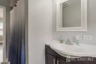 110 Parker St, Middlesex, NJ 08846 - Photo 14