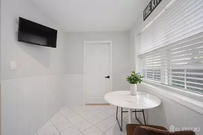 20 Cliff Avenue, Fords, NJ 08863 - Photo 10