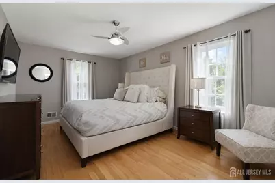 20 Cliff Avenue, Fords, NJ 08863 - Photo 16