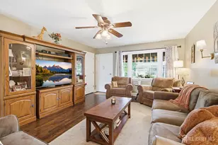9 Brox Rd, Edison, NJ 08817 - Photo 6