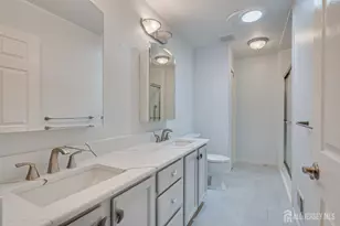 280 Mockingbird Dr, Monroe Township, NJ 08831 - Photo 24