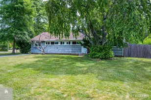 18 Stanworth Rd, South Brunswick Township, NJ 08824 - Photo 8