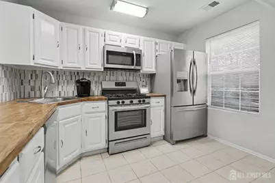 23 Morgan Place, East Brunswick Township, NJ 08816 - Photo 14