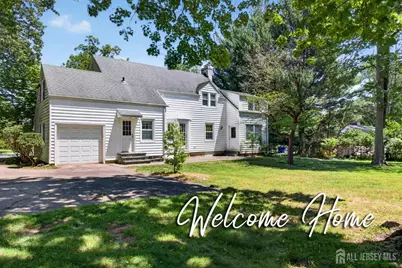 31 Warwick Road, Colonia, NJ 07067 - Photo 2