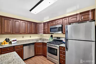 204 Raintree Court, Helmetta, NJ 08828 - Photo 6
