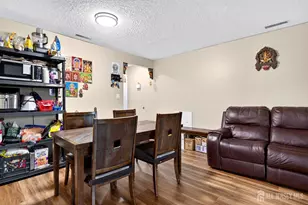 619 Aspen Dr, Plainsboro Township, NJ 08536 - Photo 4