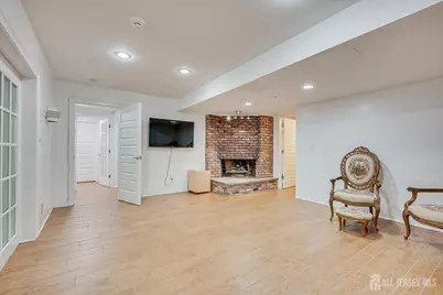 25 Marshall Drive, Edison, NJ 08817 - Photo 40