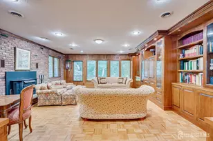 25 Marshall Dr, Edison, NJ 08817 - Photo 22