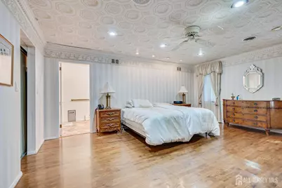 25 Marshall Drive, Edison, NJ 08817 - Photo 26
