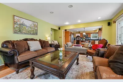 9 Chipwood Lane, North Brunswick Township, NJ 08902 - Photo 8