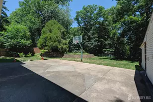 9 Paris Ave, Edison, NJ 08820 - Photo 4