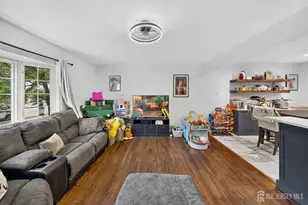 8 Alpine Ct, East Brunswick Township, NJ 08816 - Photo 8