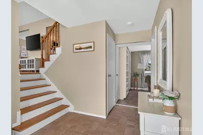 38 Bruce Court, Milltown, NJ 08850 - Photo 2