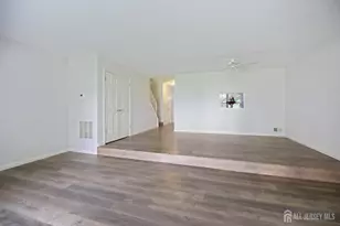 42 E O'Neill Ct, Lawrence Township, NJ 08648 - Photo 6