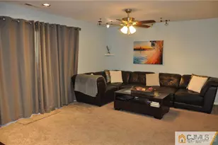 8203 Tamarron Dr, Plainsboro Township, NJ 08536 - Photo 16