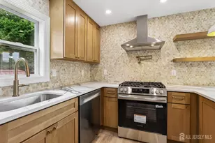 23 Morse Ave, Edison, NJ 08817 - Photo 12
