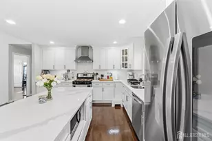24 Wilk Rd, Edison, NJ 08837 - Photo 12