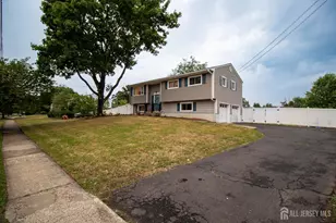 343 Perrine Ave, Piscataway Township, NJ 08854 - Photo 18