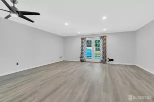 4 Lisa Ct, Old Bridge Township, NJ 07747 - Photo 2