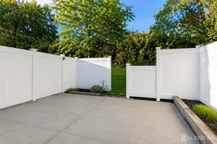 4 Lisa Ct, Old Bridge Township, NJ 07747 - Photo 18