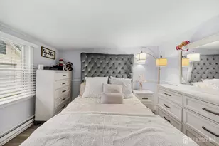 77 Pacific Blvd, Old Bridge Township, NJ 07735 - Photo 22