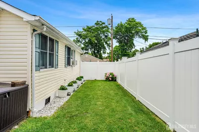 77 Pacific Boulevard, Old Bridge Township, NJ 07735 - Photo 4