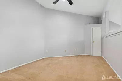 19 Linda Lane, Edison, NJ 08820 - Photo 12