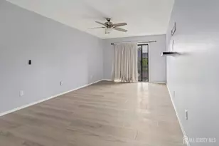 19 Linda Ln, Edison, NJ 08820 - Photo 14