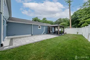 519 Calvert Rd, North Brunswick Township, NJ 08902 - Photo 32