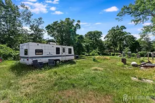 1762 W 5th Street W, Piscataway Township, NJ 08854 - Photo 4