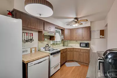 1508 E Elaine Terrace, Union Township, NJ 07083 - Photo 10