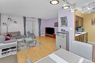 2001 Ravens Crest Dr, Plainsboro Township, NJ 08536 - Photo 4