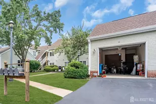 90 Winthrop Rd, Monroe Township, NJ 08831 - Photo 24