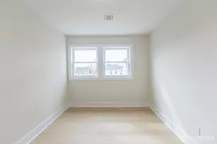 450 Packer Pl, Perth Amboy, NJ 08861 - Photo 10