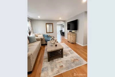 346 Thomas Street, Perth Amboy, NJ 08861 - Photo 2