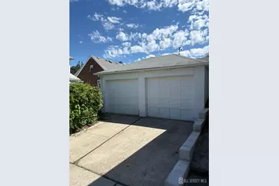 42 Quaid Street, Sayreville, NJ 08872 - Photo 2