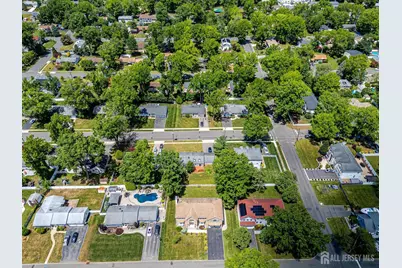 236 W Shirley Avenue W, Edison, NJ 08820 - Photo 66