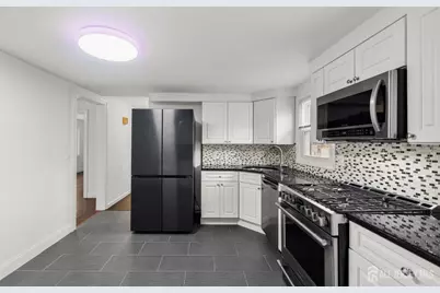 23 Longfield Road, New Brunswick, NJ 08901 - Photo 20