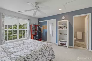 5 Rue Cezanne St, Franklin Township, NJ 08873 - Photo 32