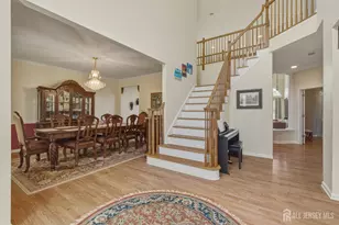 5 Rue Cezanne St, Franklin Township, NJ 08873 - Photo 4