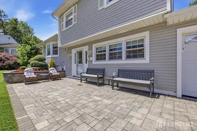18 Stern Place, Fords, NJ 08863 - Photo 2