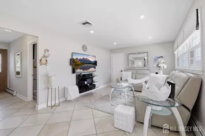 18 Stern Place, Fords, NJ 08863 - Photo 4