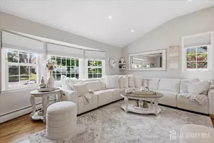 18 Stern Pl, Fords, NJ 08863 - Photo 6